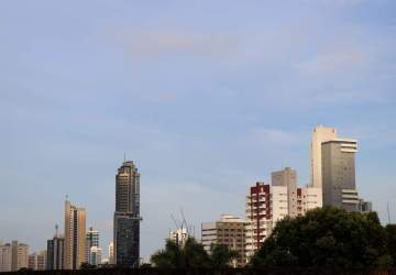 Céu instável predomina e freia temperaturas nesta sexta-feira