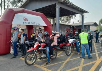 Ação na BR-163 distribuirá antenas corta-linha para motociclistas