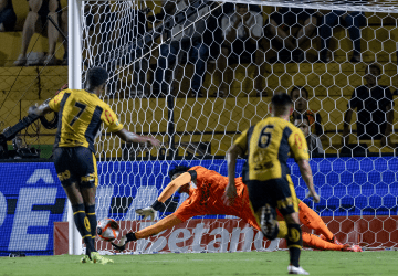 Corinthians vence Novorizontino em partida antecipada do Paulistão