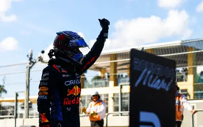 Verstappen faz melhor tempo e larga da pole no GP de Miami