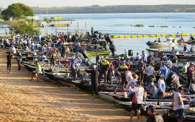 Pescadores de 8 estados disputam prêmio por maior tucunaré em Três Lagoas