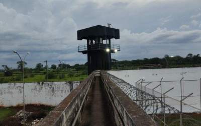 Camuflagem de torre é nova estratégia de monitoramento nos presídios de MS