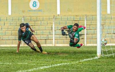 Pantanal goleia Coxim e assume liderança do Campeonato Estadual