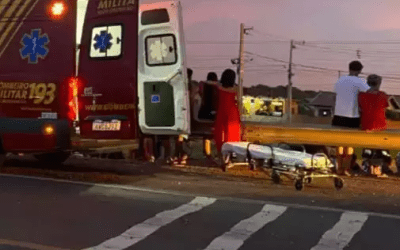 Reboque se desprende e atinge mulher que caminhava na BR-262