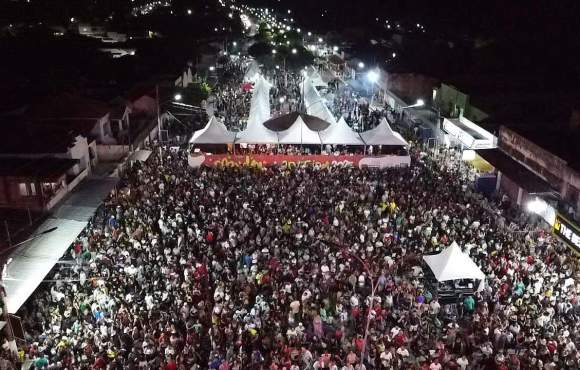 Ladário surpreende com recorde de público no carnaval antecipado